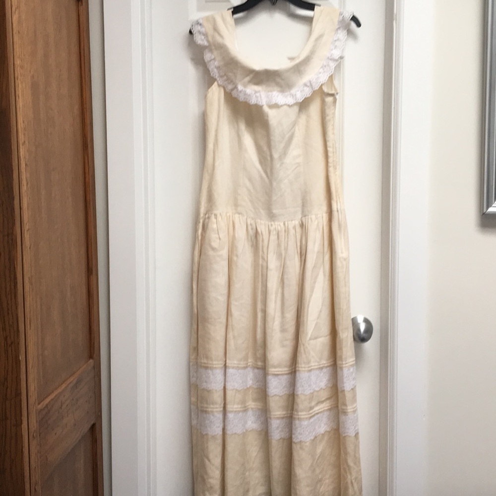 Vintage maxi dress. Linen look size 11
